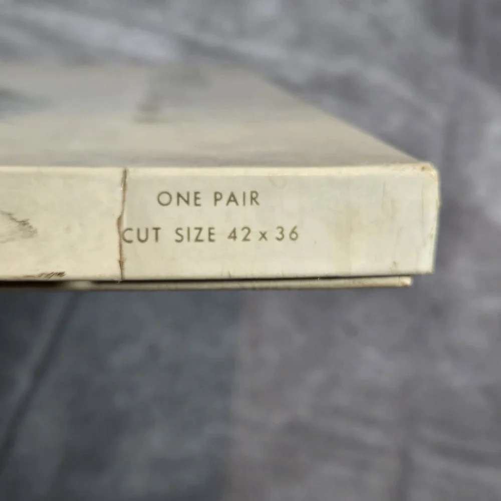 Jay Original Exquisite Pillow Case Set NOS in box White‎ Blue Pillowcase